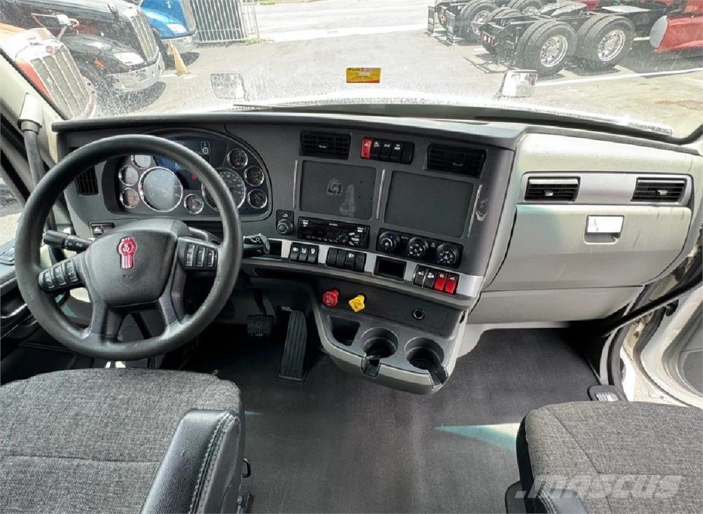 Kenworth T680 트랙터 유닛