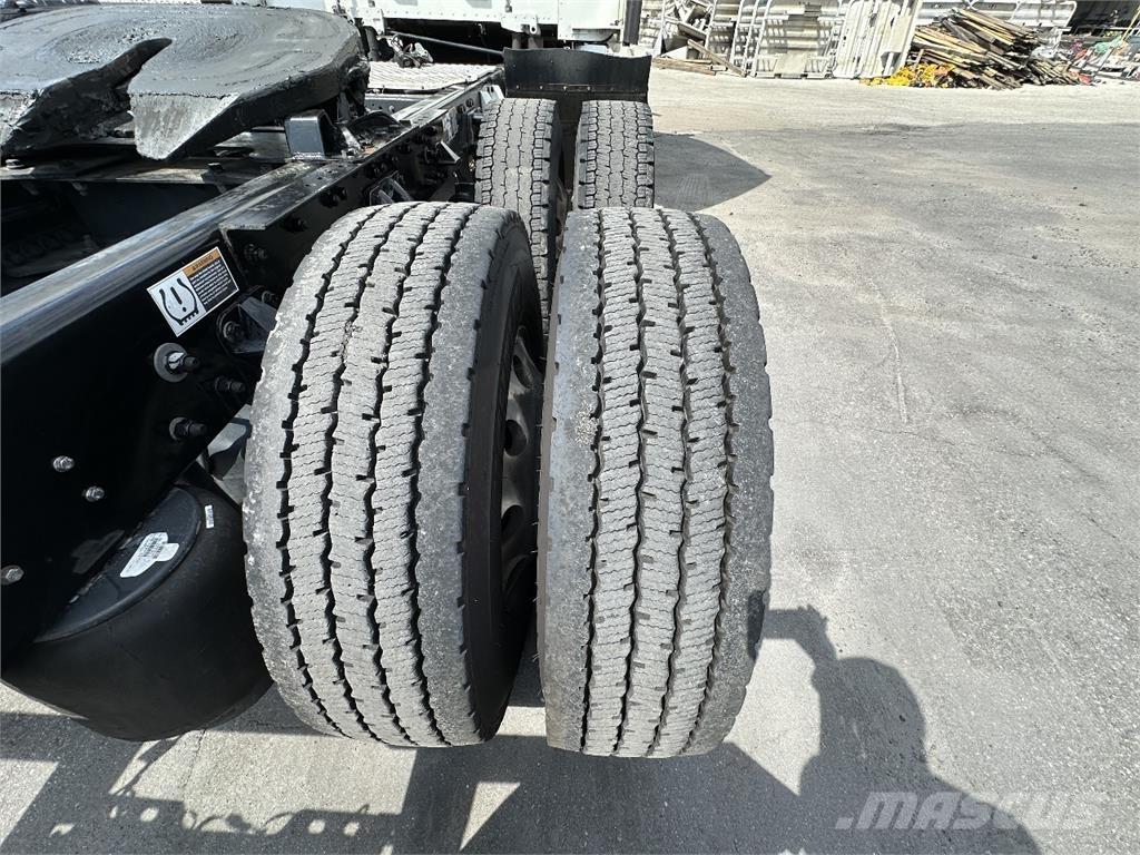 Kenworth T680 트랙터 유닛