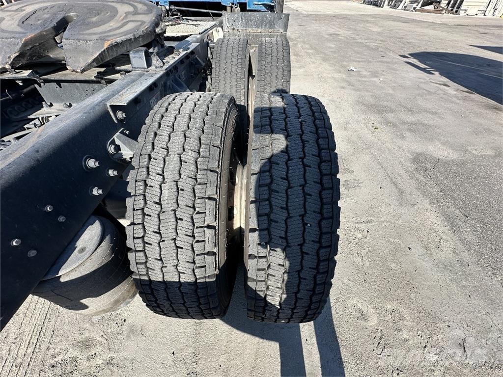 Kenworth T680 트랙터 유닛