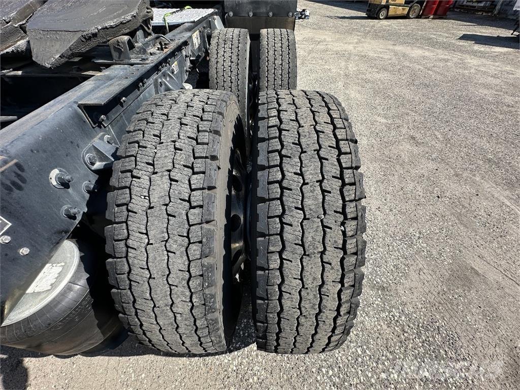 Kenworth T680 트랙터 유닛