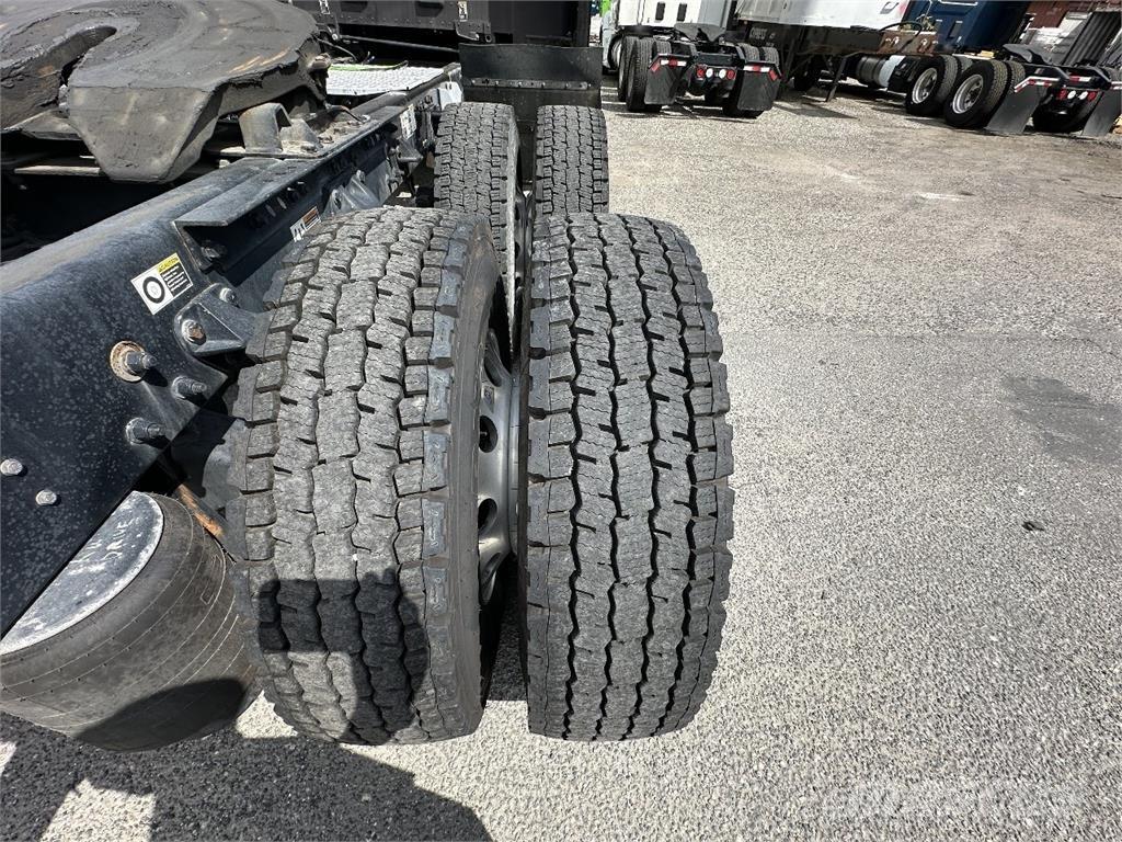 Kenworth T680 트랙터 유닛