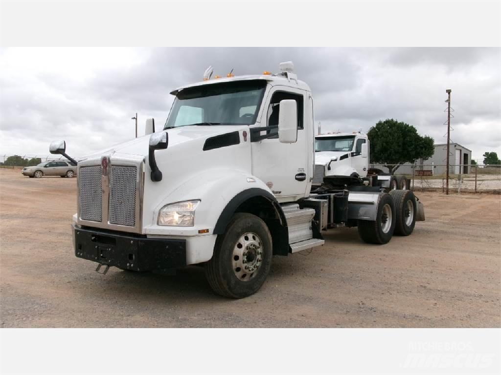 Kenworth T880 트랙터 유닛