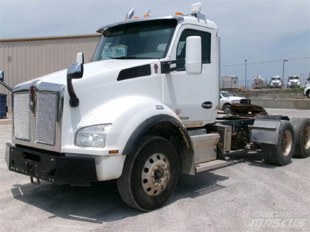 Kenworth T880 트랙터 유닛