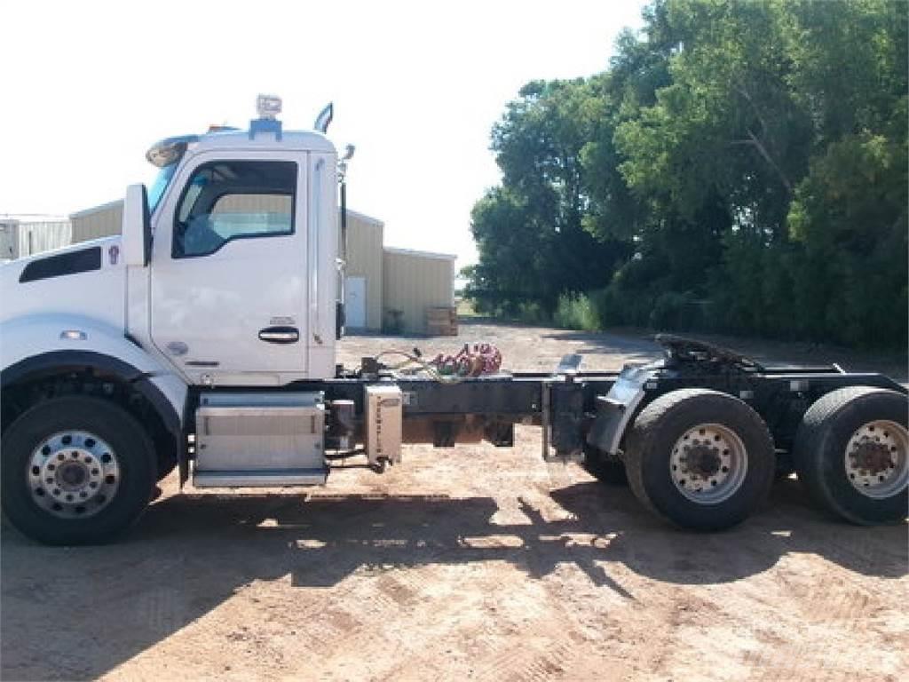 Kenworth T880 트랙터 유닛