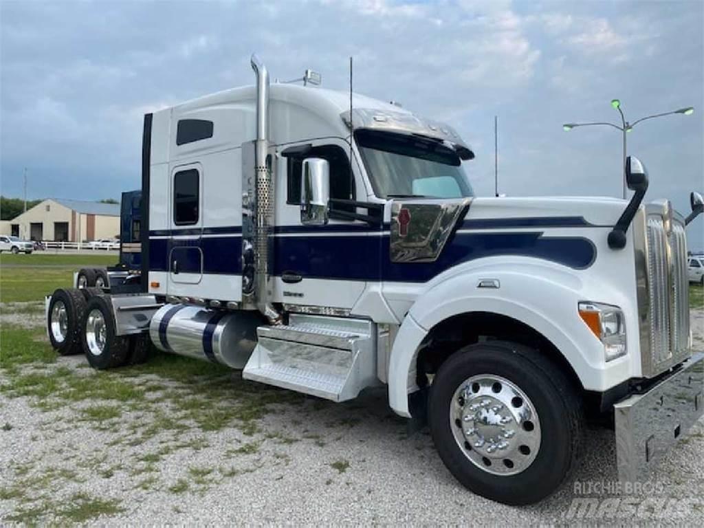 Kenworth W990 트랙터 유닛