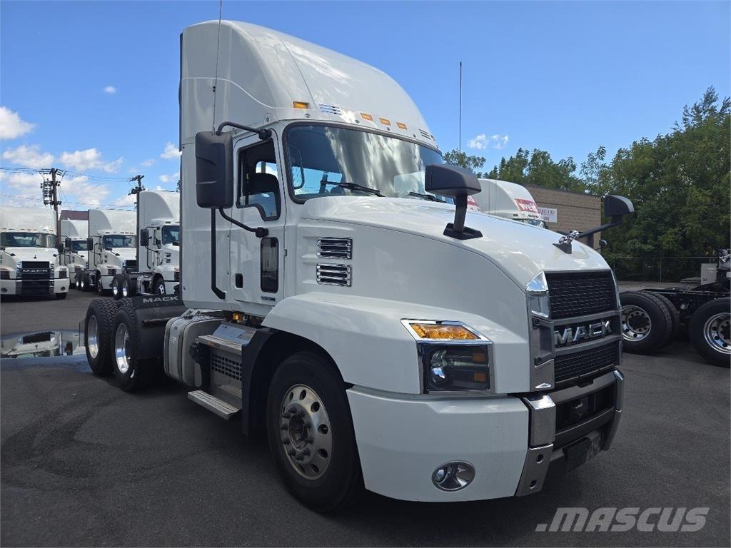 Mack AN64T 트랙터 유닛