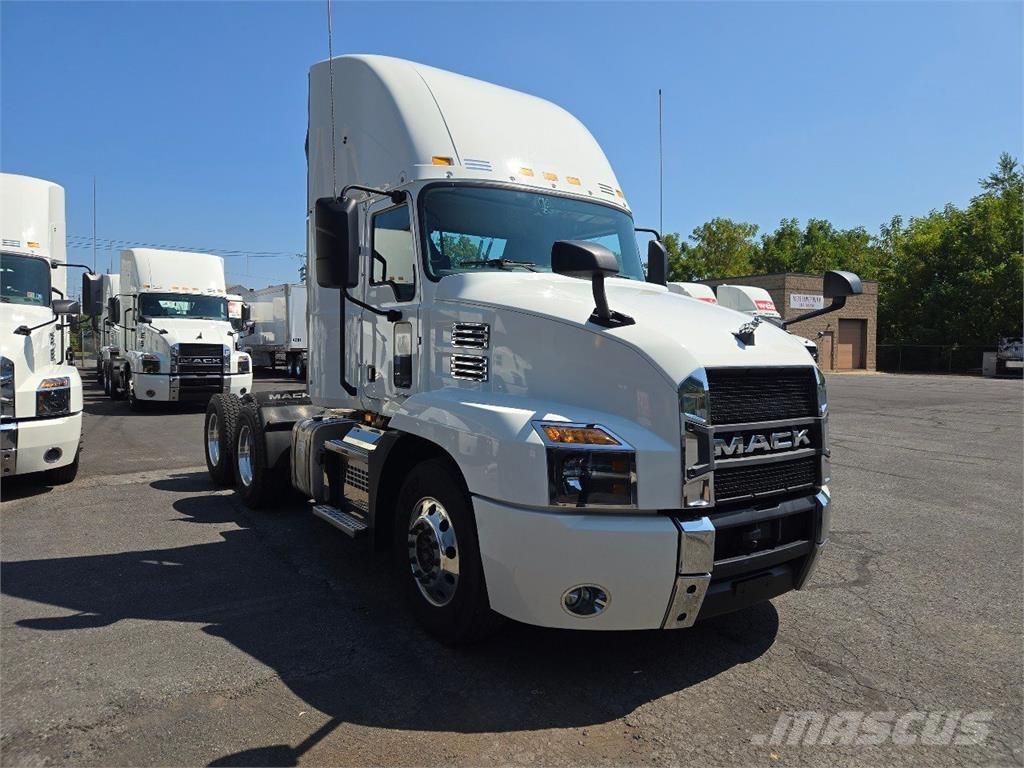 Mack AN64T 트랙터 유닛