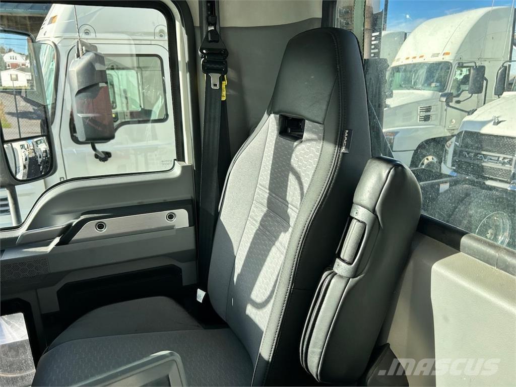 Mack AN64T 트랙터 유닛