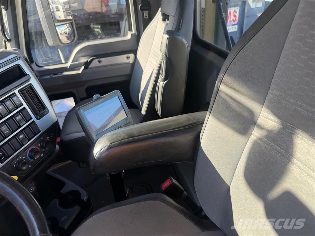 Mack AN64T 트랙터 유닛