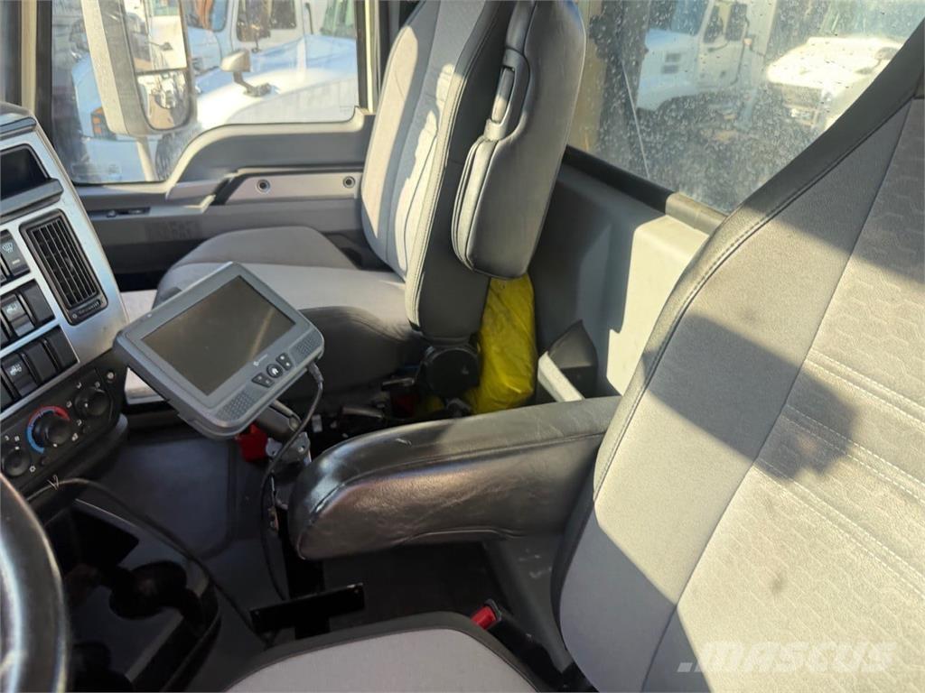 Mack AN64T 트랙터 유닛