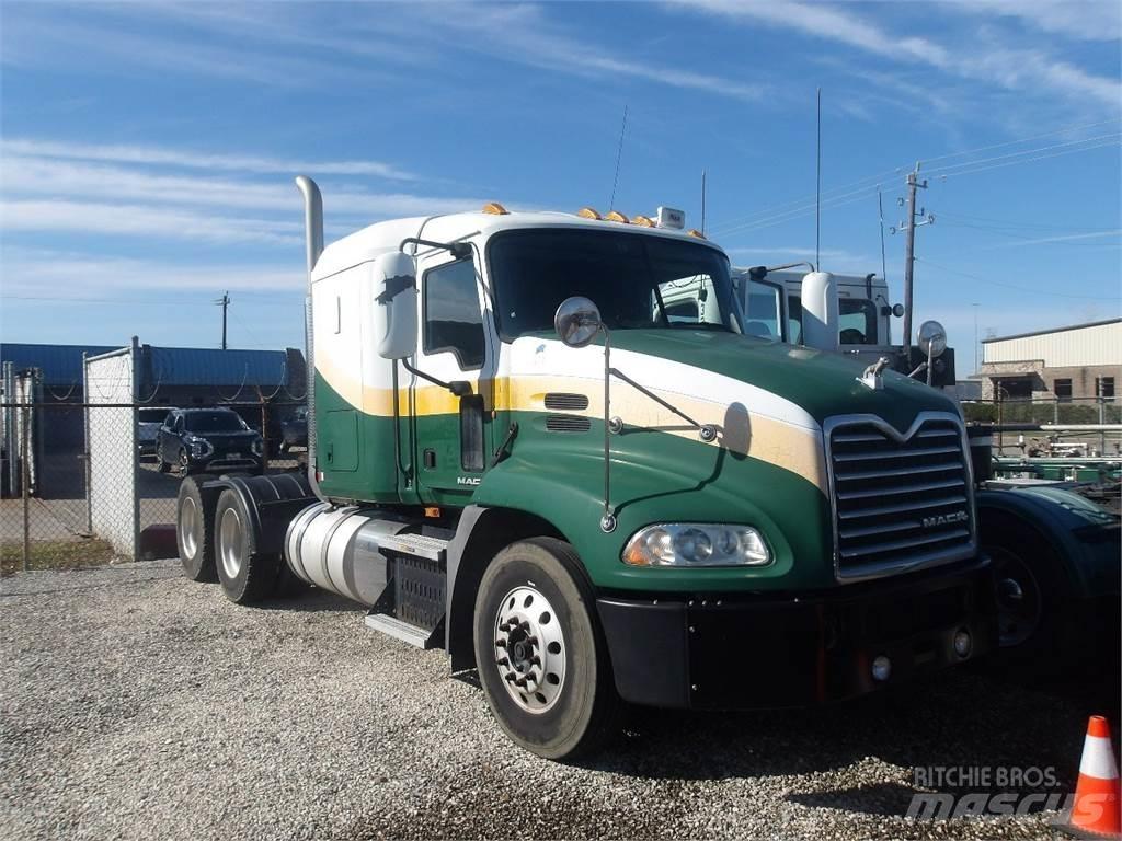 Mack CXU613 트랙터 유닛