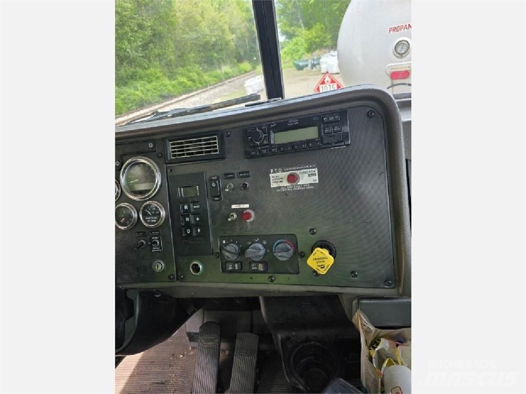 Peterbilt 335 기타 트럭