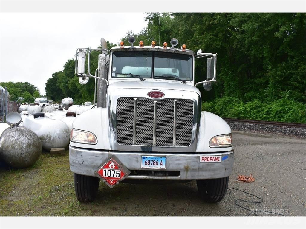 Peterbilt 335 기타 트럭