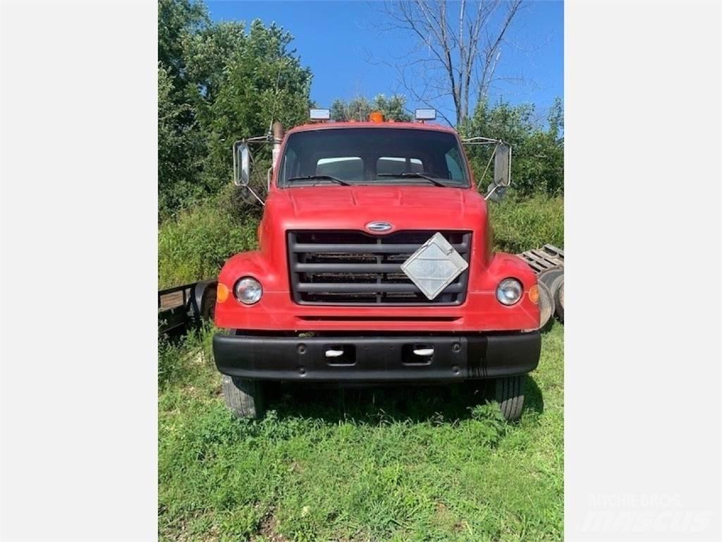 Sterling L7500 기타 트럭