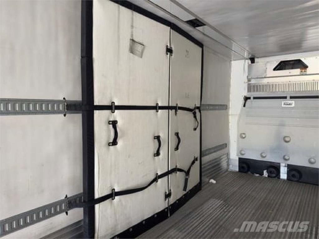 Utility 3000R 온도 조절식 세미 트레일러