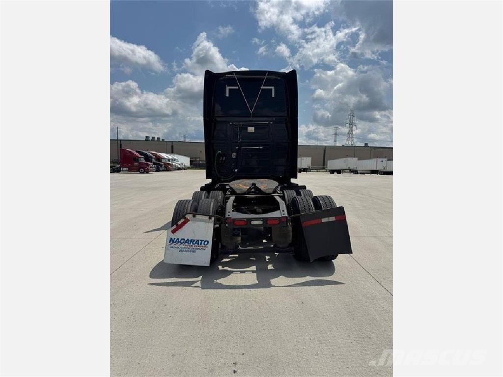 Volvo VNL 760 트랙터 유닛