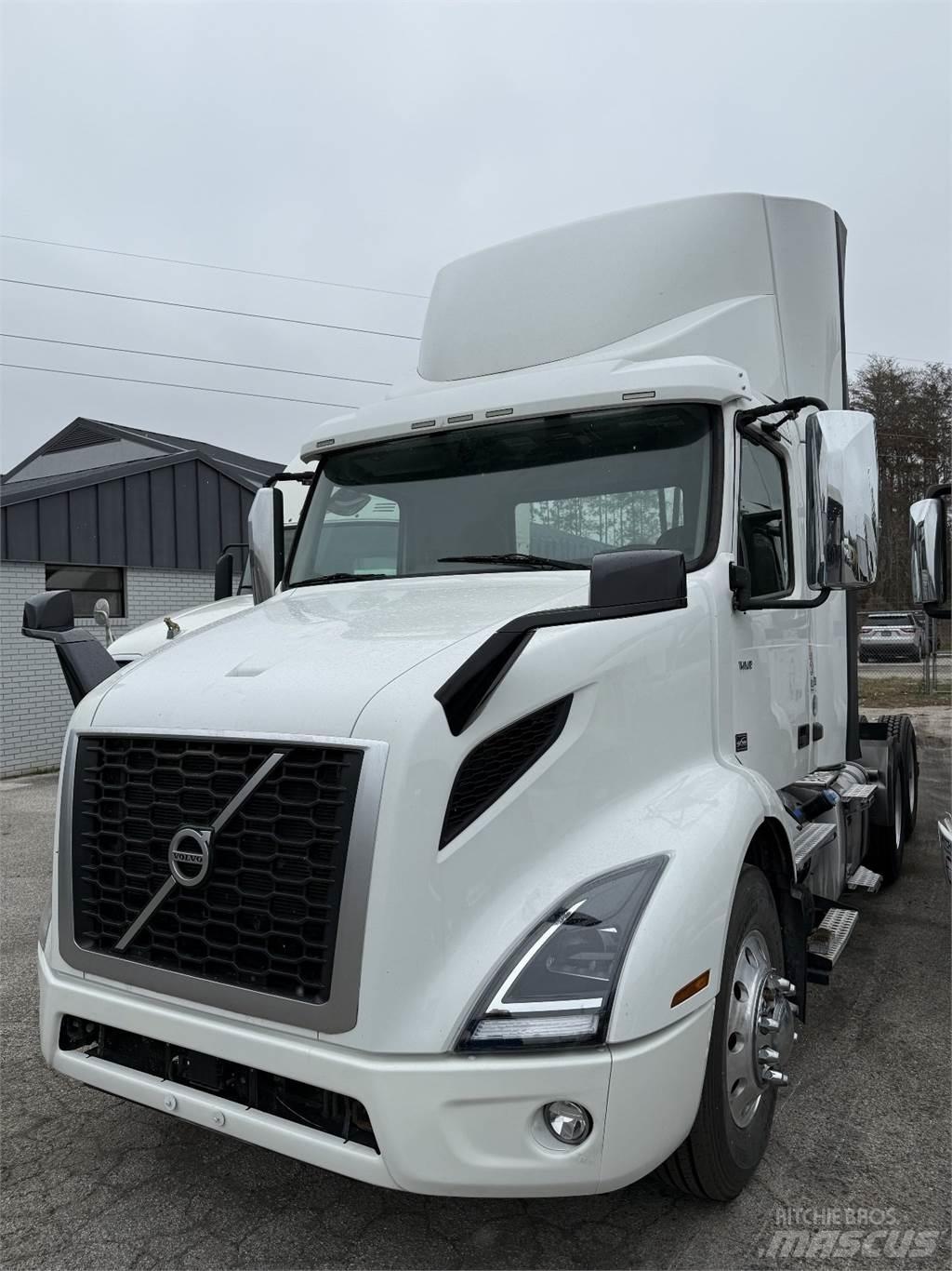 Volvo VNR64T300 트랙터 유닛