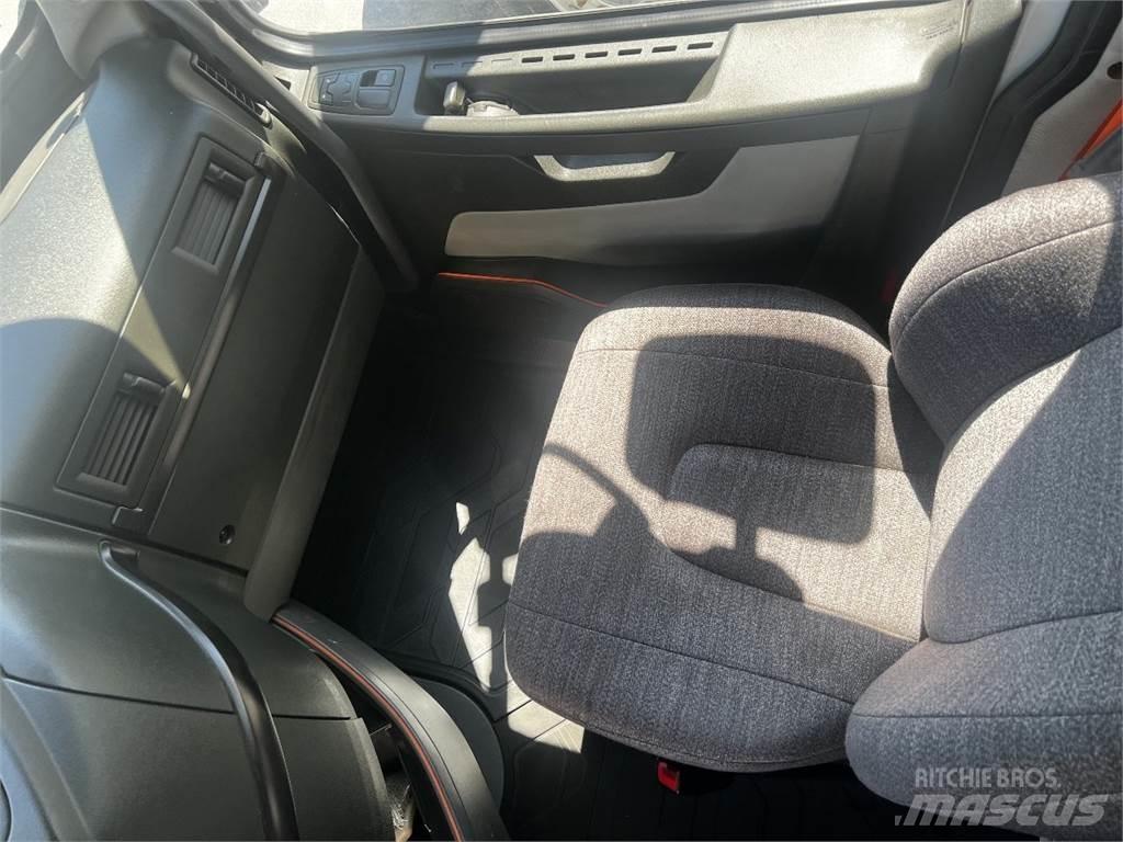 Volvo VNR64T640 트랙터 유닛