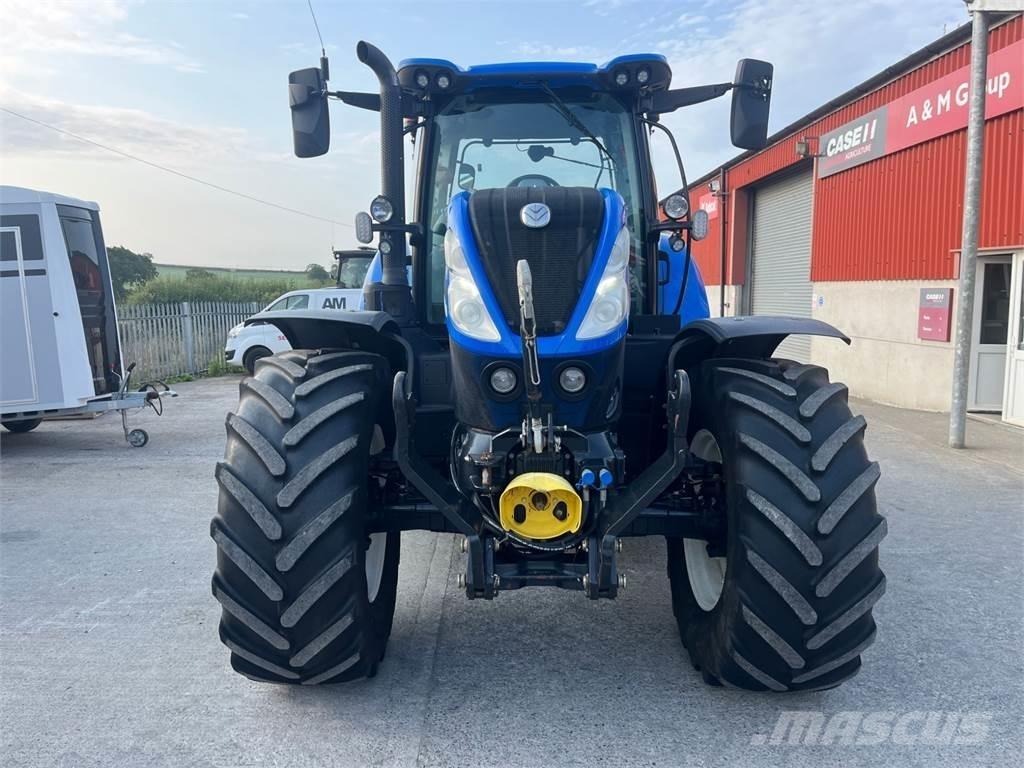 New Holland T7.210 트랙터