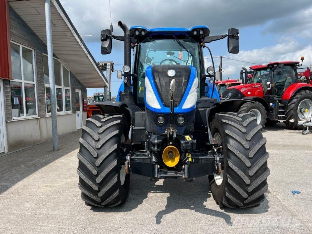 New Holland T7.210 트랙터