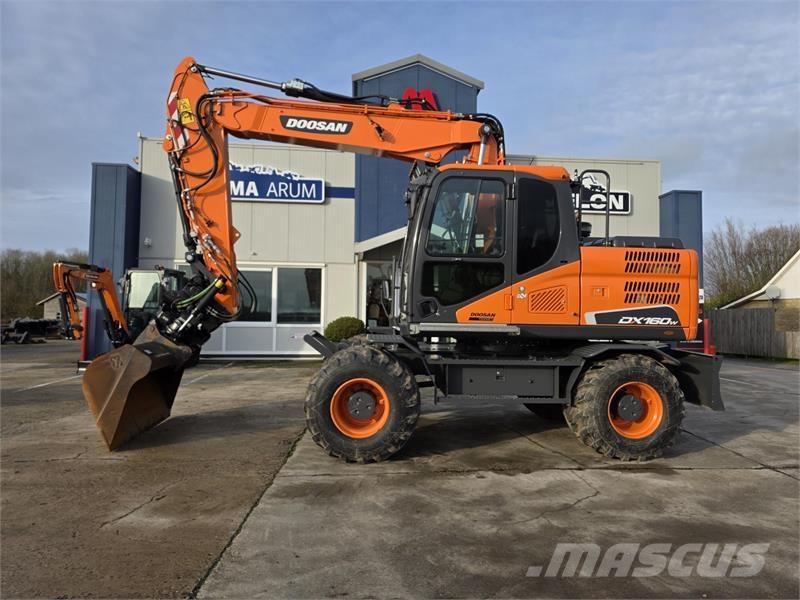 Doosan DX160W-5  휠 굴삭기