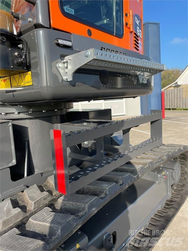 Doosan DX63-3 중형굴삭기 7톤-28톤