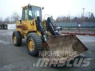 CAT IT18B  휠로우더