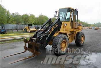 CAT IT28B  휠로우더