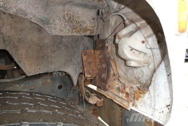 Ford 9000 덤프 트럭