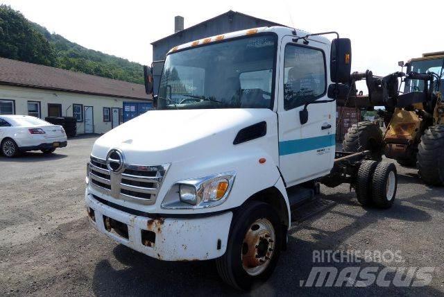 Hino NB165 새시 운전실 트럭