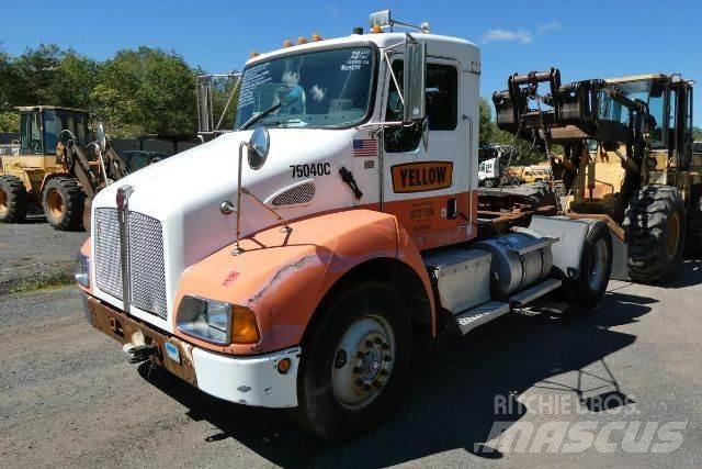 Kenworth T300 새시 운전실 트럭