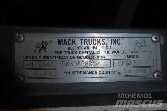 Mack CH613 새시 운전실 트럭