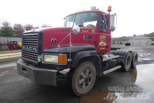 Mack CL713 새시 운전실 트럭