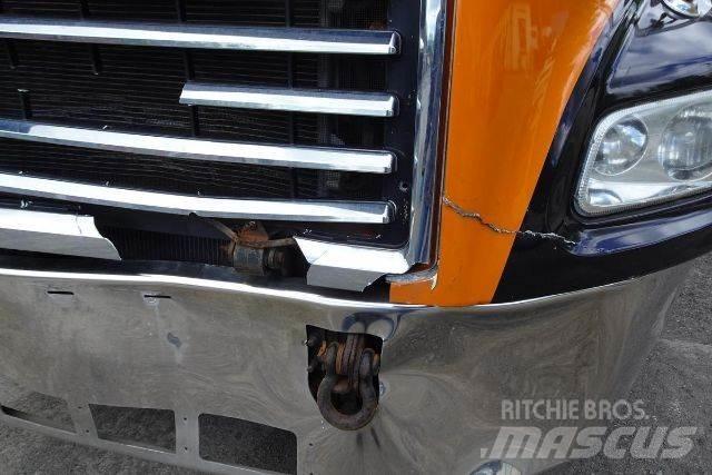 Mack CX612 새시 운전실 트럭