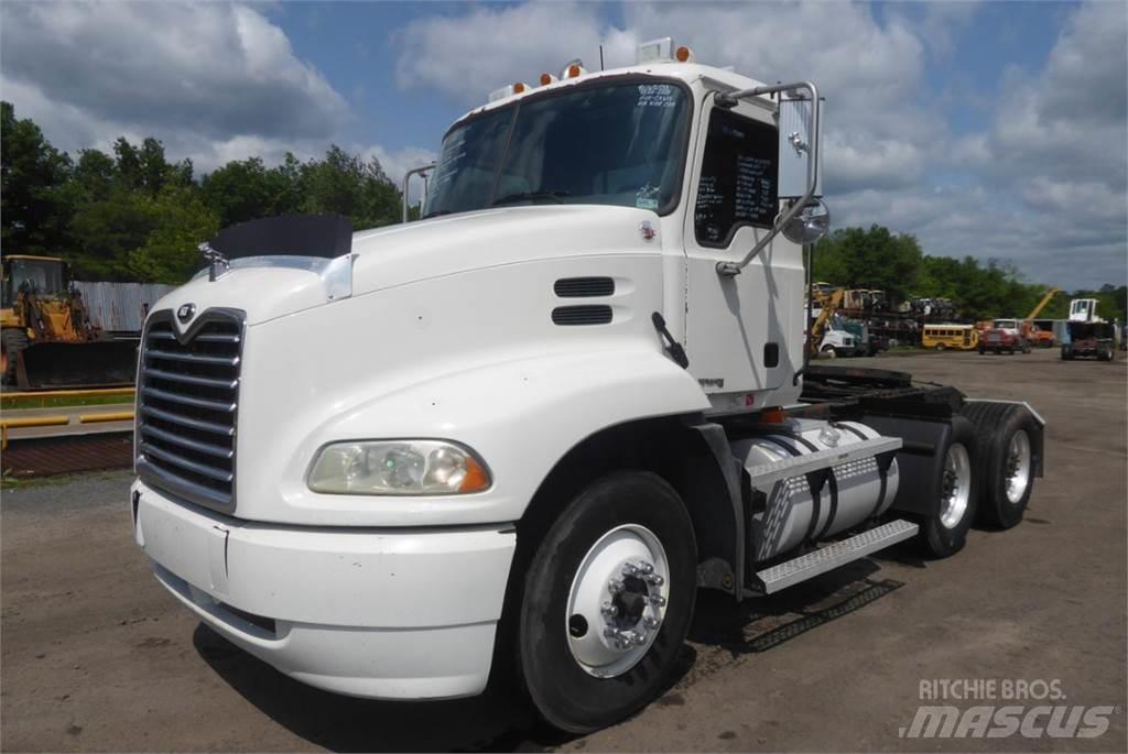 Mack CX613 새시 운전실 트럭