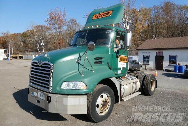 Mack CXN612 새시 운전실 트럭