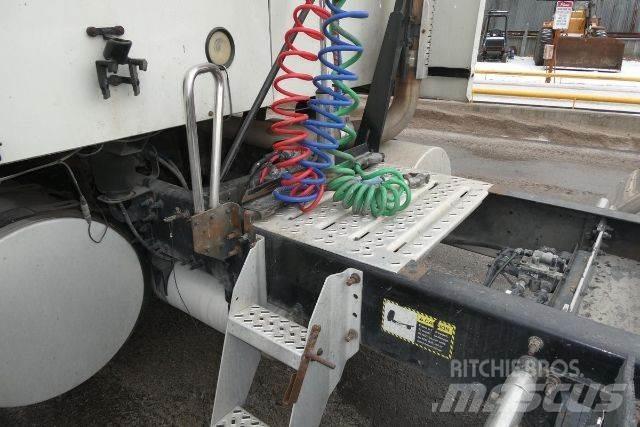 Mack CXU613 트랙터 유닛