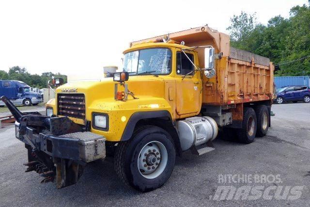 Mack RD688S 덤프 트럭