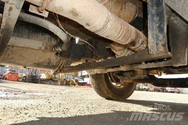 Mack RD688S 컨테이너 트럭