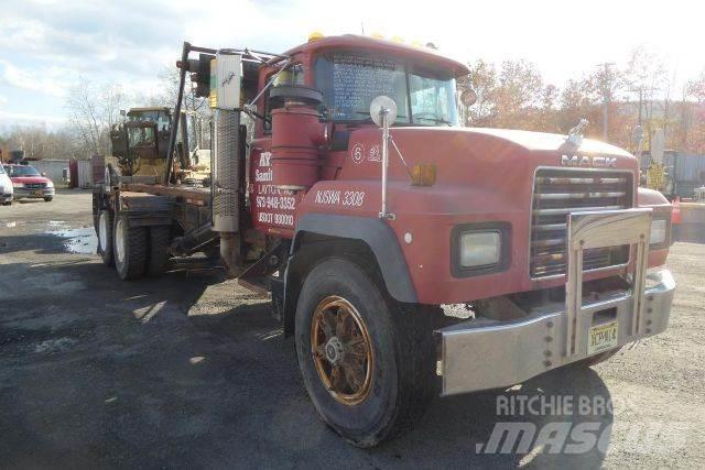 Mack RD688S 컨테이너 트럭