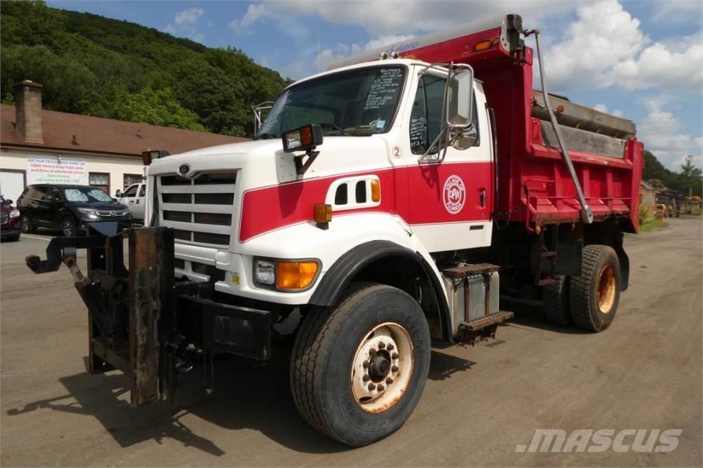 Sterling L7501 덤프 트럭
