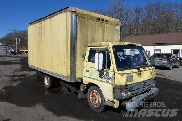 UD 1100 탑차 트럭