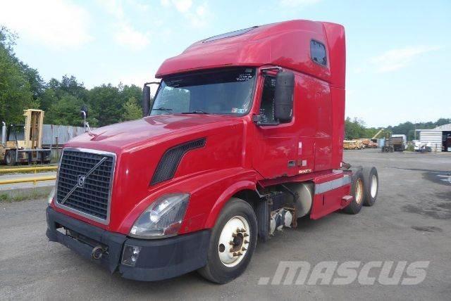 Volvo VNL64T 트랙터 유닛
