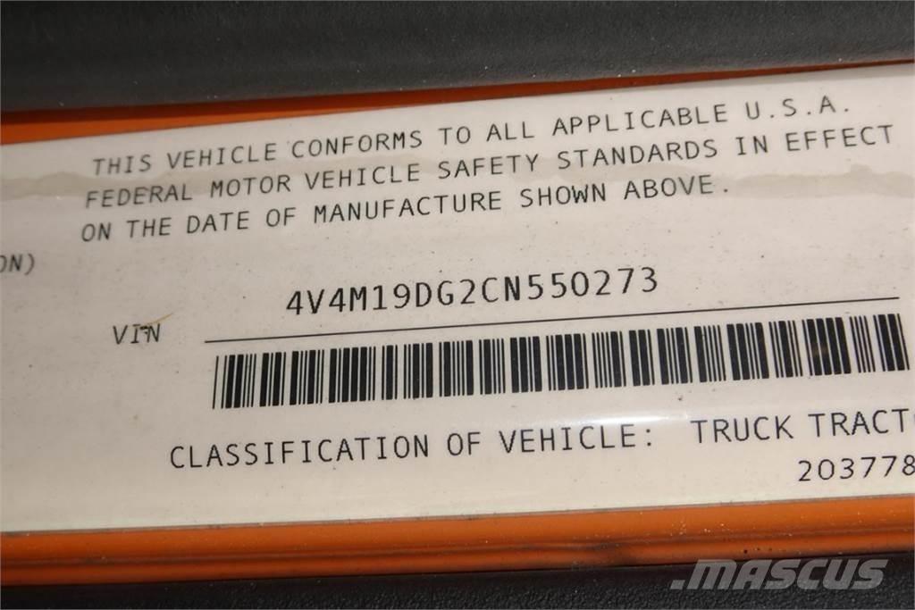 Volvo VNM42T 새시 운전실 트럭