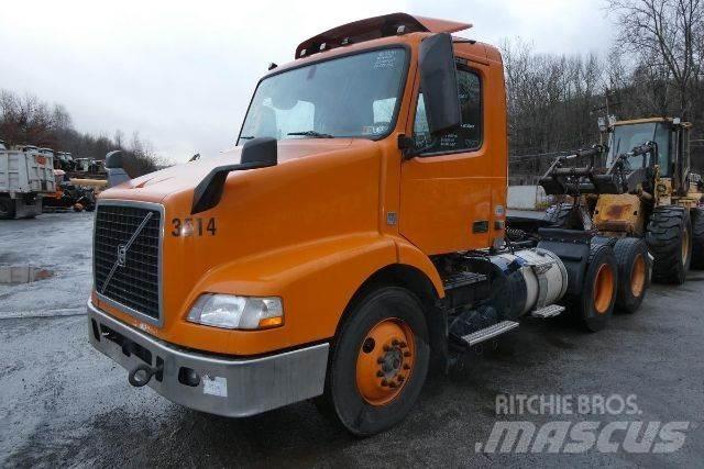 Volvo VNM64T 새시 운전실 트럭