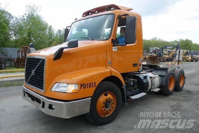 Volvo VNM64T 새시 운전실 트럭