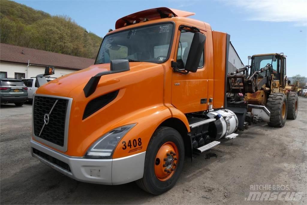 Volvo VNR64T300 새시 운전실 트럭