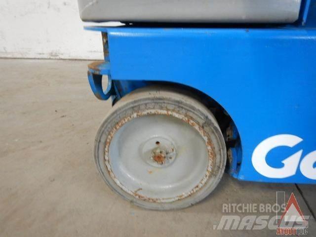Genie GR-15 관절형 전동이동 리프트