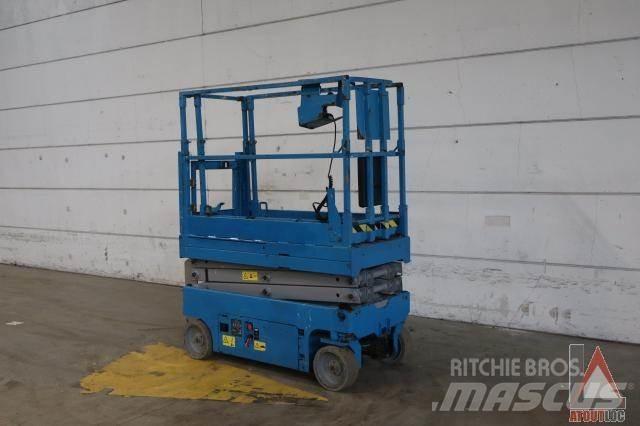 Genie GS-1532 관절형 전동이동 리프트