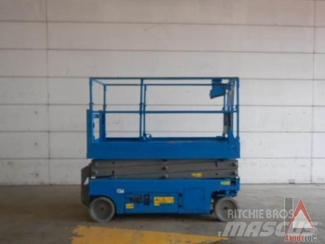Genie GS-2032 관절형 전동이동 리프트